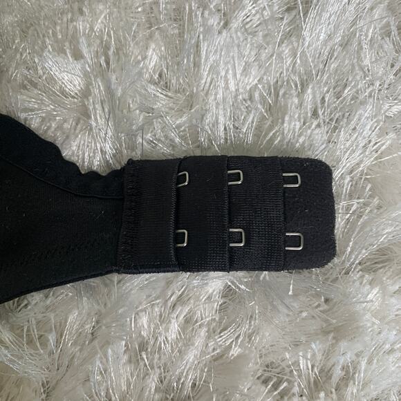 Victoria's Secret Body Black 34D Demi Bra Underwire - Picture 6 of 8